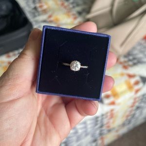 Swarovski ring size 6. Purchased in August 2022 and in great condition.